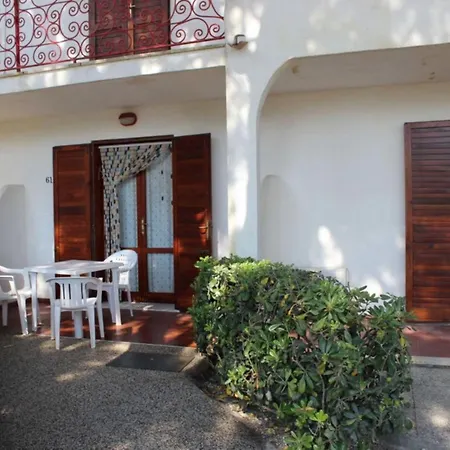 Flat In Seafront With Pool Apartman Rosolina Mare