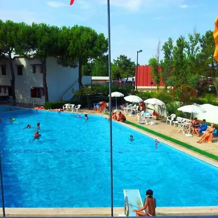 Flat In Seafront With Pool * Rosolina Mare